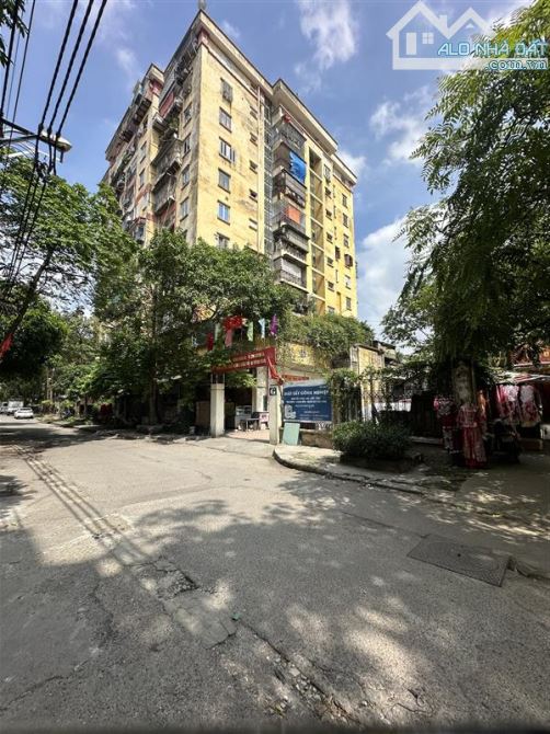 Chính chủ bán gấp nhà phố Trương Định, 32m² x 6 tầng, vài bước ra phố lớn