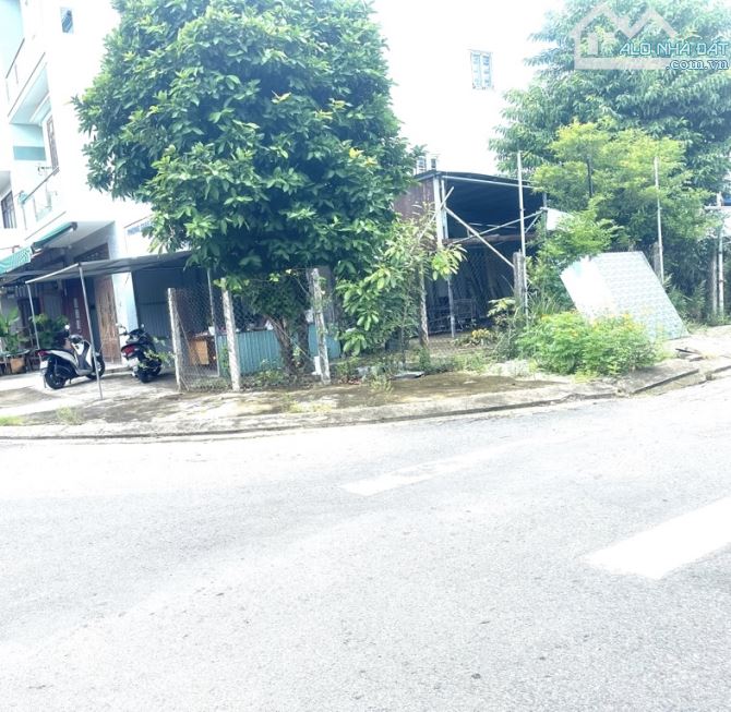Bán lô góc hai mặt tiền đường Mẹ Thứ và Nguyễn Bảo- Hoà Châu- Hoà Vang- Đà Nẵng.