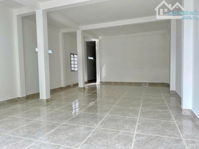 Bán nhà trệt +đất vuờn mặt tiền đuờng Phạm Hùng,xã Trung An tp Mỹ Tho