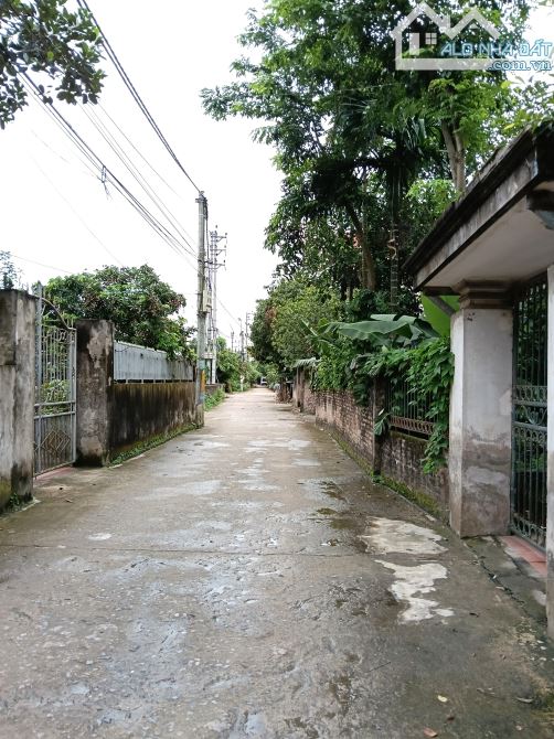 42m lô hai mặt tiền ô tô đỗ cửa 👉 hồng vân -thường tín