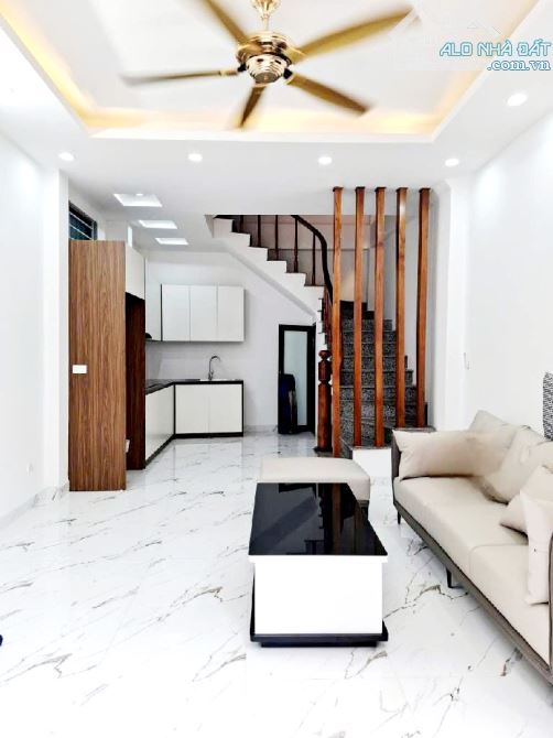 🏠 XUÂN ĐỈNH - NHÀ ĐẸP DÂN XÂY – 5 TẦNG – 32M² - NGÕ THÔNG, Ô TÔ LÙI CỬA