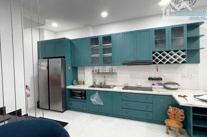 Bán nhà hẻm 3m, Trương Quốc Dung, Phú Nhuận, 23m² (4.2m x 5.5m) 4 Tầng - Giá 6.6 tỷ TL