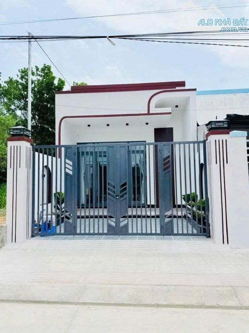 Giá rẻ bất ngờ vì cần xoay vốn gấp– nhà C4 ở Thới Tam Thôn, Hóc Môn giá 790 triệu