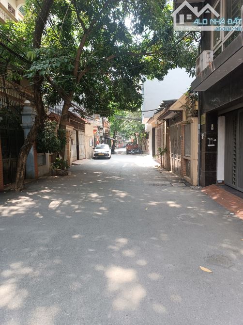 Phân Lô Ô Tô Tránh Nhà Đẹp Hoàng Văn Thái Thang Máy 46m2, 6 Tầng Nội thất đỉnh 12.6 Tỷ