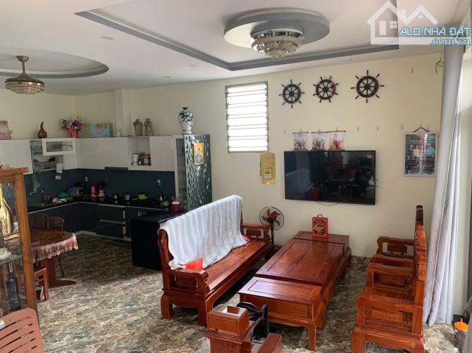 BIỆT THỰ NGÔ CHÂN LƯU – Ô TÔ NGỦ TRONG NHÀ – DIỆN TÍCH KHỦNG 166M². Chỉ 5,4 tỷ