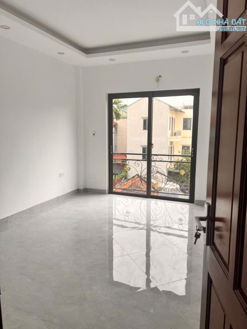 Giá tốt Khu vực cầu diễn  - 39M² - nhỉnh 7 TỶ - ngõ ô tô