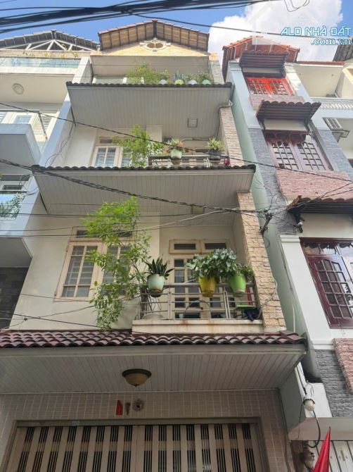 **BÁN NHÀ HẺM CMT8 ** Phường 5,TÂN BÌNH - 5,5 x 10 - 52 m2