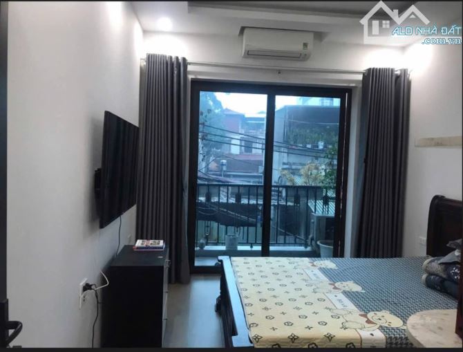 Cho thuê nhà nguyên căn 50m2- 4 tầng - Việt Hưng- Long Biên- ở sướng