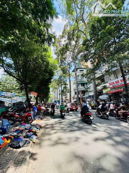 Mặt tiền Hùng Vương, Quận 5 - DT 14,5x35m, khuôn viên 528m2 - tiện xây hầm + 10 tầng