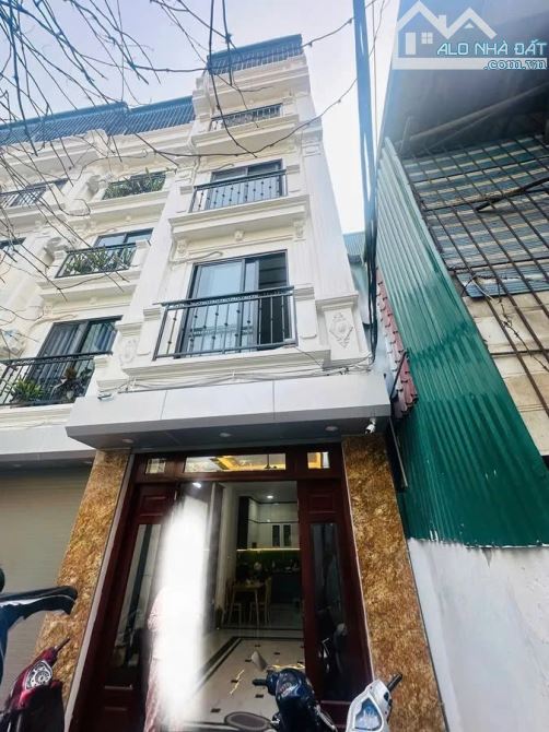 NHÀ ĐẸP MẶT PHỐ KHÂM THIÊN (DT 40Mx5T)  - 50M RA PHỐ FULL NỘI THẤT GIÁ 7,8TỶ