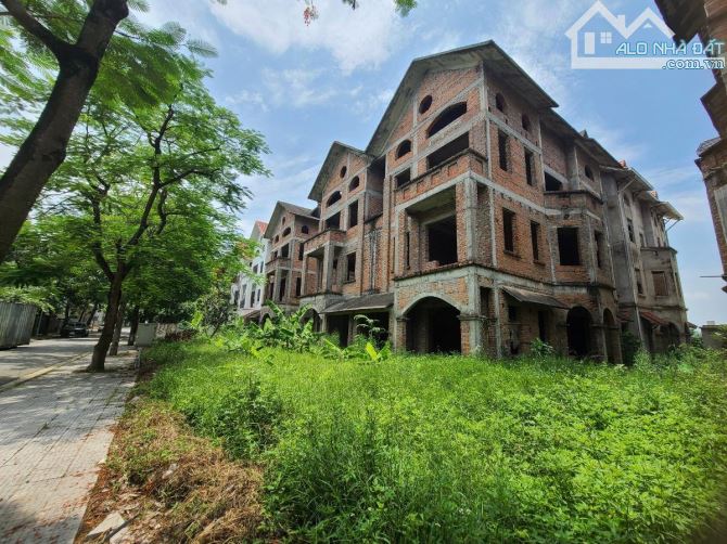 Siêu phẩm BT SONG PHƯƠNG - VỊ TRÍ KIM CƯƠNG - TT AN KHÁNH - 278m - 4 tầng - 45 tỷ