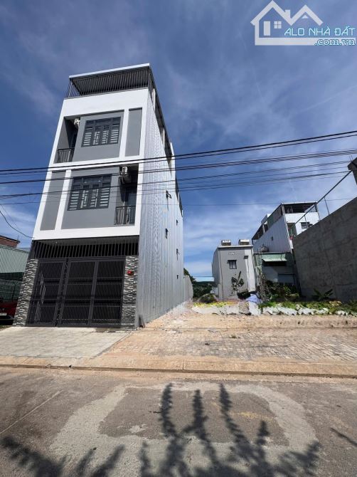 🏆Bán đất đường Bàu Mạc 18, dt97.5m2 Gía 4.19 tỷ sập hầm Khu vip dân cư cao