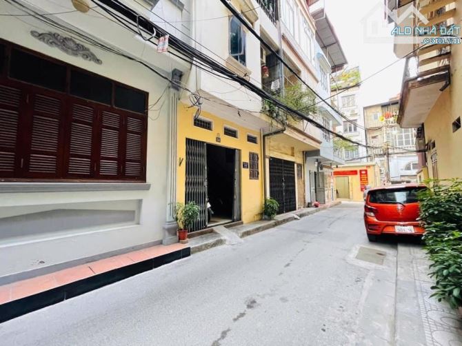 VIP HAI BÀ TRƯNG - NHÀ PHÂN LÔ Ô TÔ TRÁNH VỈA HÈ-PHỐ 8/3 DT45Mx5T-HAI MẶT THOÁNG-GIÁ 15 TỶ