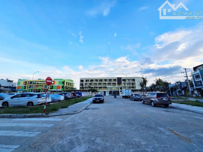 Nhà 3 tầng kiệt Trần Cao Vân - Thanh Khê giá chưa tới 4ty