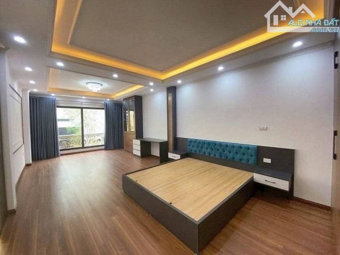 MÁY IN TIỀN POLIME. TRIỀU KHÚC, THANH XUÂN, 65M², 7 TẦNG , GIÁ 8,9 TỶ, Ô TÔ ĐỖ CỬA
