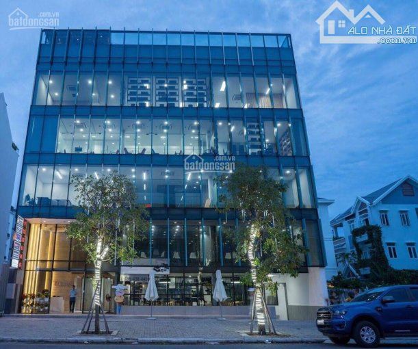 Siêu vị trí mặt tiền CMT8, Phường 11, Quận 3, 6,5x26m, 6 tầng, HĐT: 200 tr/tháng