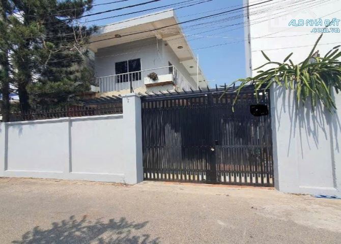 BÁN ĐẤT 224M² XÂY BIỆT THỰ MINI SÁT BIỂN BÃI SAU TRẦN BÌNH TRỌNG P8 VŨNG TÀU GIÁ 18 TỶ SỔ