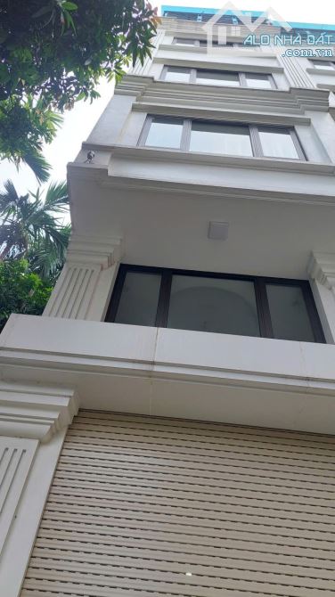 Bán nhà bát khối Cổ Linh 43 m 5 tầng 6 ngủ full nội thất ngõ thông kinh doanh