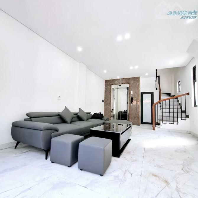 💥Bán nhà dân xây 402 x 6 tầng thang máy nhập khẩu Vũ Xuân Thiều - thoáng sáng vĩnh viễn💥