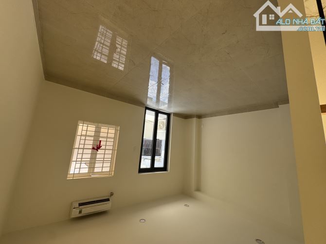BÁN CHDV GÒ VẤP. 3 TẦNG 84M2. THU NHẬP 25TR/TH. HXH TRƯỚC NHÀ. NHỈNH 6TỶ TL