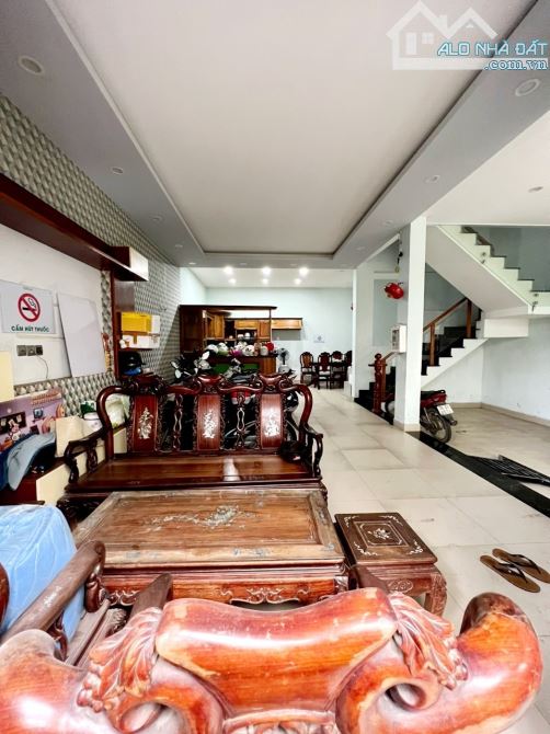 HẺM Ô TÔ - NGANG RỘNG - HIỆU SUẤT THUÊ 40TR/THÁNG - GÍA BÁN 12 TỶ