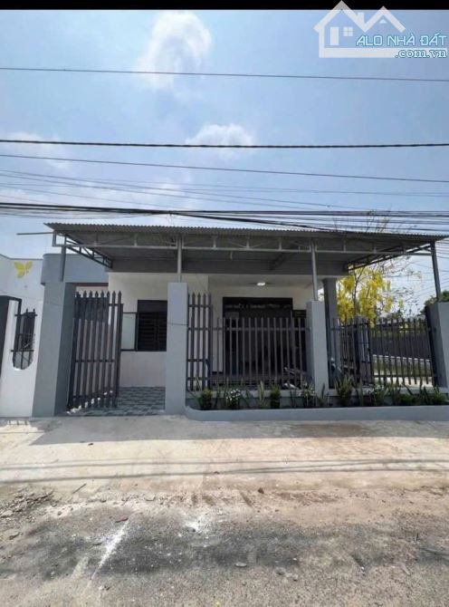 Ngộp.! Bán gấp nhà Đ.Ba Sa , củ chi 235m2 SHR 3PN. Giá 800 Triệu