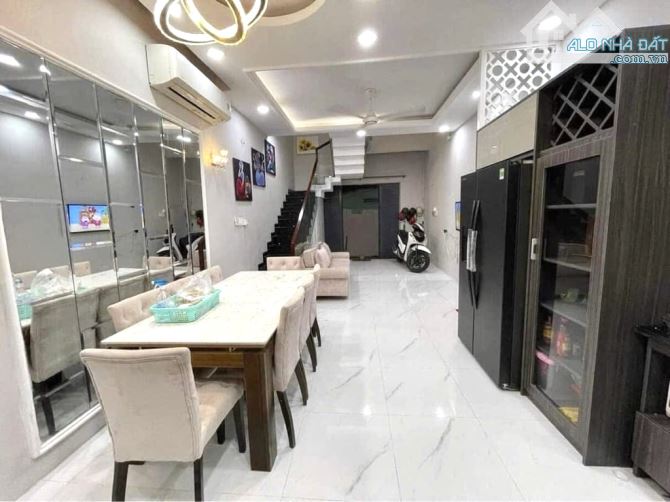 Bán Nhà Đường Số - 4x14 - 2 Tầng - Tân Kiểng - Quận 7 - Chỉ 7 Tỷ