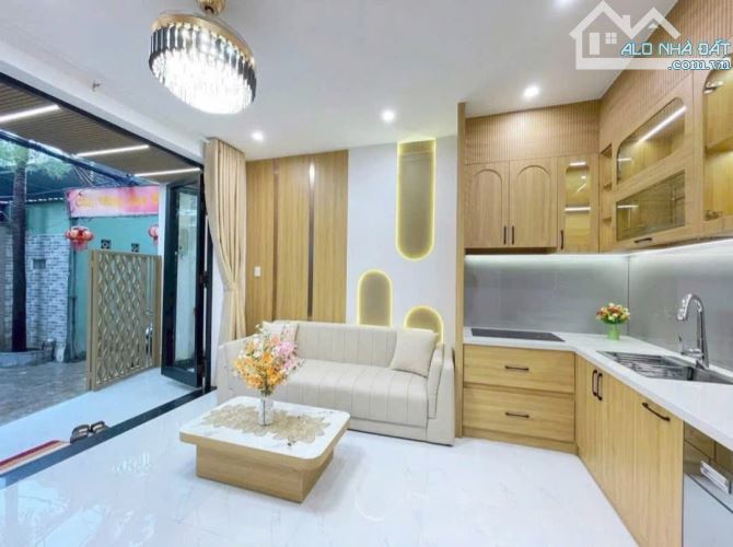 🔥 NHÀ 2 TẦNG MỚI 100% – FULL NỘI THẤT CAO CẤP – LÊ DUẨN, ĐÀ NẴNG 🔥