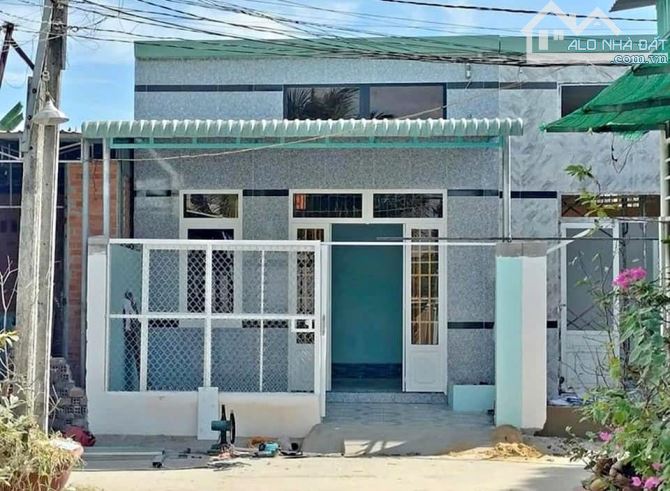 NGÂN HÀNG ÉP, BÁN GẤP NHÀ CẤP 4 TÂN AN HỘI, 85M2, 450TR