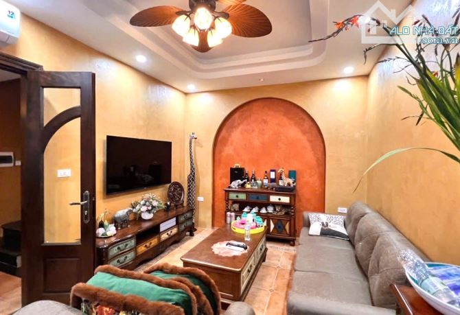 BÁN NHÀ VIP Nguyễn Ngọc Nại diện tích 35m2 5 tầng MẶT TIỀN KHỦNG 8.2m 14 Tỷ Thanh Xuân Hà