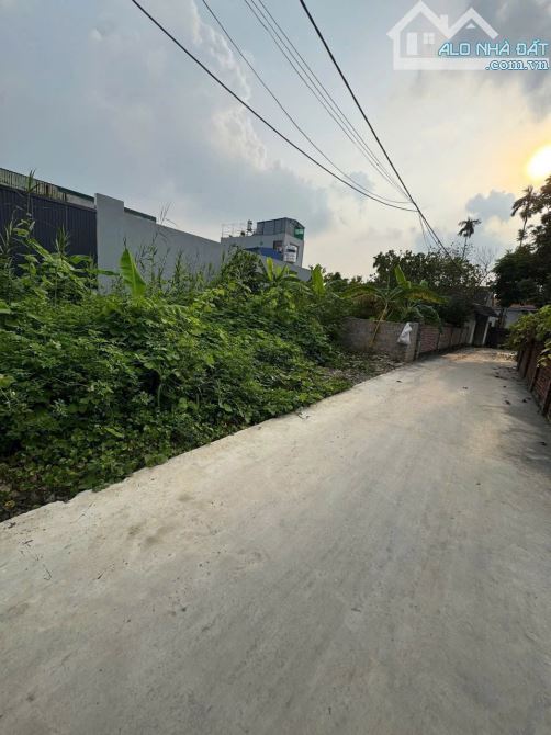 👉Duy nhất 1 lô đường thông các ngả Lâm Động, Thuỷ Nguyên, Hải Phòng.   ⚡️Diện tích 62.2m-