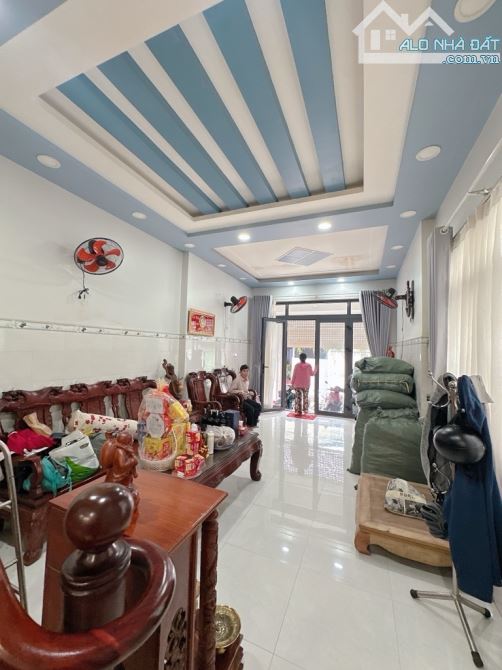 BÁN NHÀ 4 TẦNG SÁT MT - NGUYỄN THỊ TÚ - BÌNH HƯNG HOÀ B - HXH- DT 115m2- CHỈ 7.X TỶ