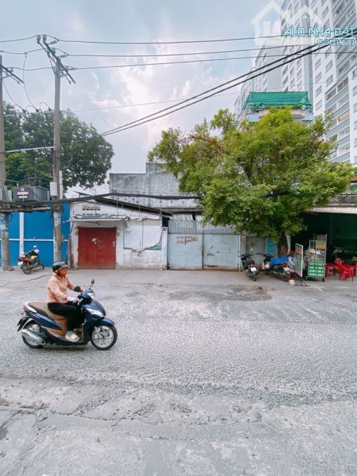 Bán mặt tiền Trịnh Đình Thảo Ngang 10.9 dài 32M ĐƯỜNG Trịnh Đình Thảo - GẦN LUỸ BÁN BÍCH