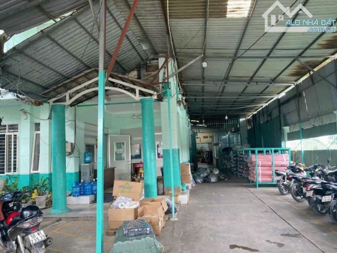 Bán Xưởng Mặt Tiền Nguyễn Thị Tuôi (Liên Ấp 5-6) DT 700m2 - Giá 25 Tỷ