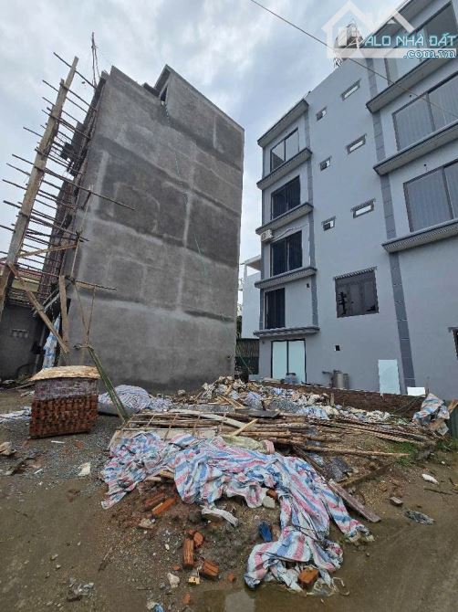 BÁN ĐẤT ĐAN PHƯỢNG , 100M RA VIN,  Ô TÔ GẦN, LÔ GÓC SIÊU ĐẸP   34M2, 4 TỶ 4