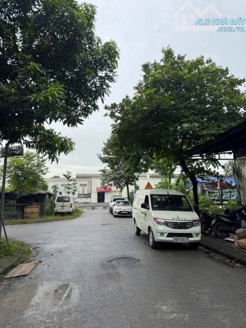 bán nhà khu đất dịch vụ trong khu ĐTM Tây Nam Hồ Linh Đàm, Hoàng Mai DT 60m Đất 5 Tầng