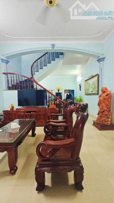 MẶT NGÕ THÔNG - Ô TÔ QUA NHÀ - DIỆN TÍCH 78M2 - 3  TẦNG