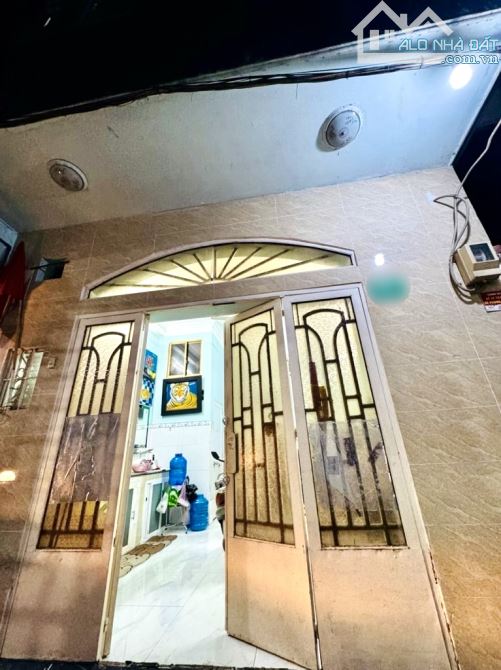Bán gấp nhà 3 tầng 18m² Tân Bình – DTSD 54m² – giá siêu rẻ chỉ 2.x tỷ