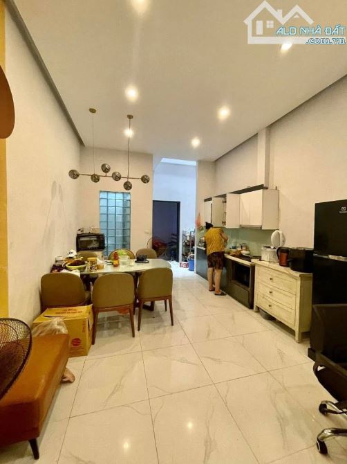 PHỐ KIM GIANG- 85m2-  CÁCH MẶT PHỐ 10M -Ở HAY XÂY CHUNG CƯ MINI TUYỆT VỜI🌹🌹🌹