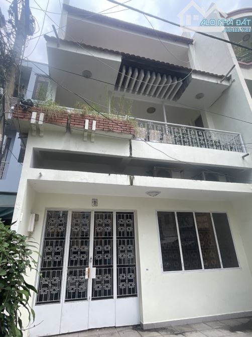 Nhà 3 Tầng * 109m2 - Vị Trí Kế Chung Cư M-One  - Hẻm Xe Tải Quay Đầu
