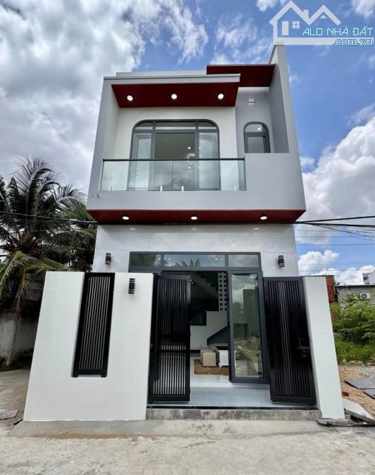 Bán nhà 1 trệt 1 lầu, DT 90m2, gần cây xăng Thạnh Phú - giá 1 tỷ 750