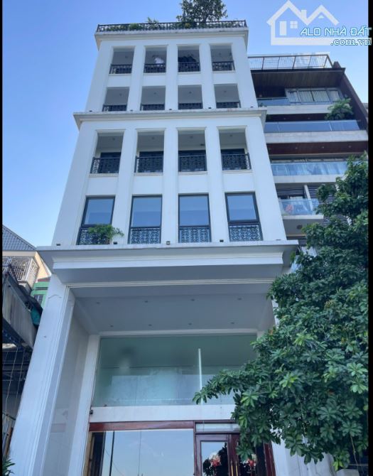 Siêu phẩm mặt phố TT Đống Đa 153m2 x 9Tầng, view hồ, vỉa hè rộng,kinh doanh đỉnh,dòng tiên