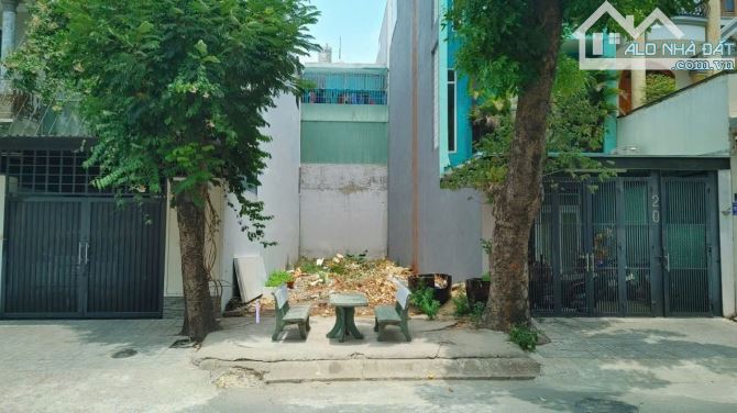 Bán đất 5x20m, đường R Trung Tâm Hành Chính Dĩ An p. Dĩ An