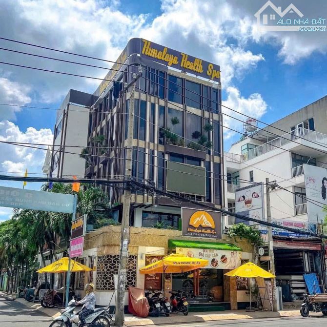 BÁN TÒA NHÀ GÓC 2 MT NGUYỄN VĂN KHỐI – ĐỐI DIỆN CV LÀNG HOA GÒ VẤP VỊ TRÍ VÀNG KINH DOANH