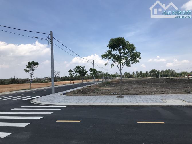 Bán đất ngay gần Vsip 3, Bình Dương. Giá 2 tỷ 790tr, sổ hồng riêng, đường ô tô