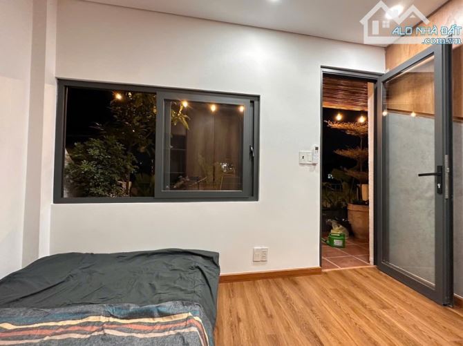 ✅SIÊU PHẨM NHÀ ĐẸP NHƯ HOMESTAY, 4 TẦNG .GIÁ CHỈ HƠN 4 TỶ VỊ TRÍ : HOÀNG HOA THÁM ,P5 .Q B