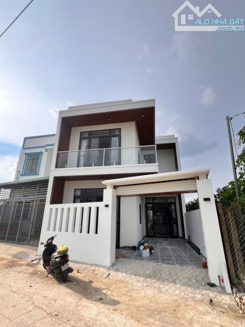 BÁN CĂN BIỆT THỰ MINI SIÊU ĐẸP CUỐI ĐƯỜNG ĐỒNG KHỞI,SỔ RIÊNG THỔ CƯ