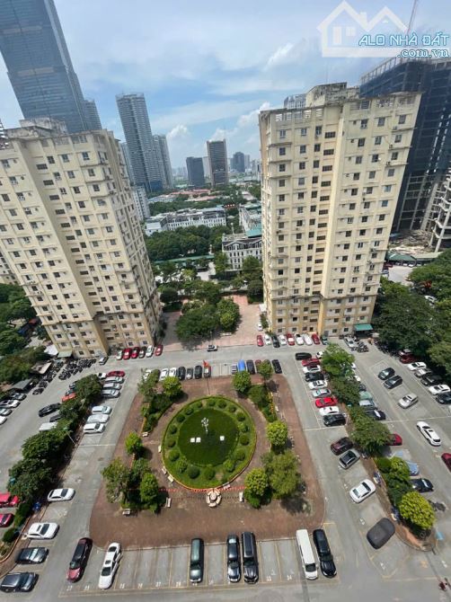NHÀ ĐẸP – 3PN – 2WC – 2 BAN CÔNG – Ô TÔ VÒNG QUANH – NAM TRUNG YÊN - 6,15 TỶ