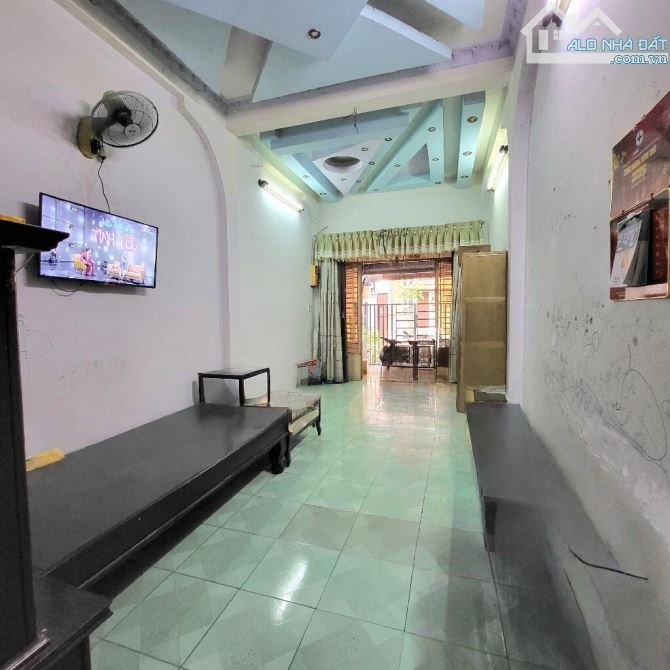 BÁN NHÀ 3 TẦNG LINH CHIỂU THỦ ĐỨC 54M2 -GẪN CÁC TRƯỜNG ĐẠI HỌC GIÁ 5.2 TỶ