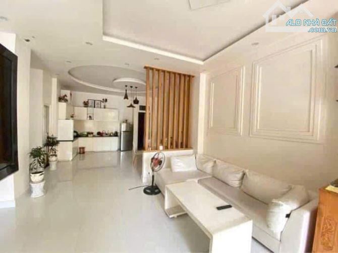 BÁN KHÁCH SẠN 04 TẦNG ĐƯỜNG TÙNG THIỆN VƯƠNG, TP.HUẾ GIÁ RẺ CHỈ 6,X TỶ 📌